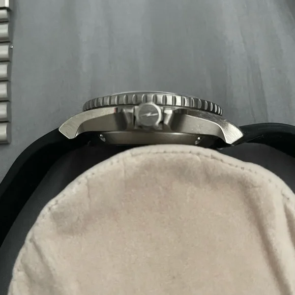 Shinola ice monster 43mm